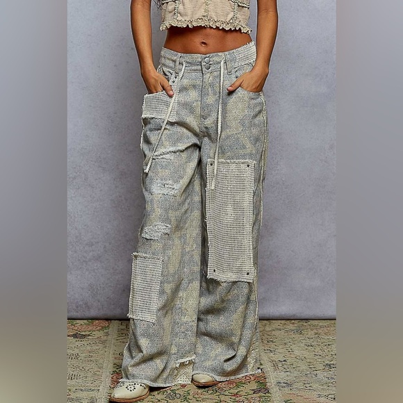 NWT POL Patchwork Boho Patch Crochet Wide Leg Camo Camouflage Pants Jeans - Picture 10 of 10